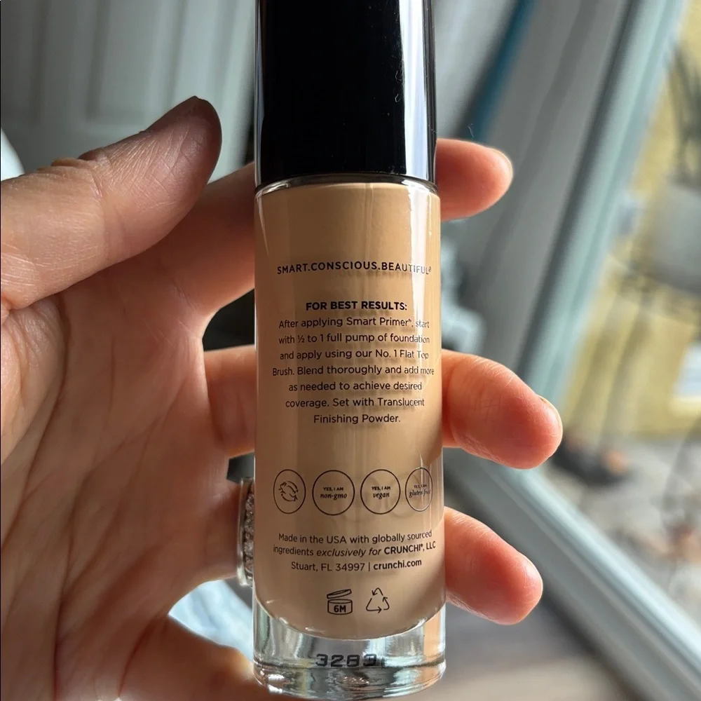 Crunchi beautifully flawless foundation - Picture 5 of 5